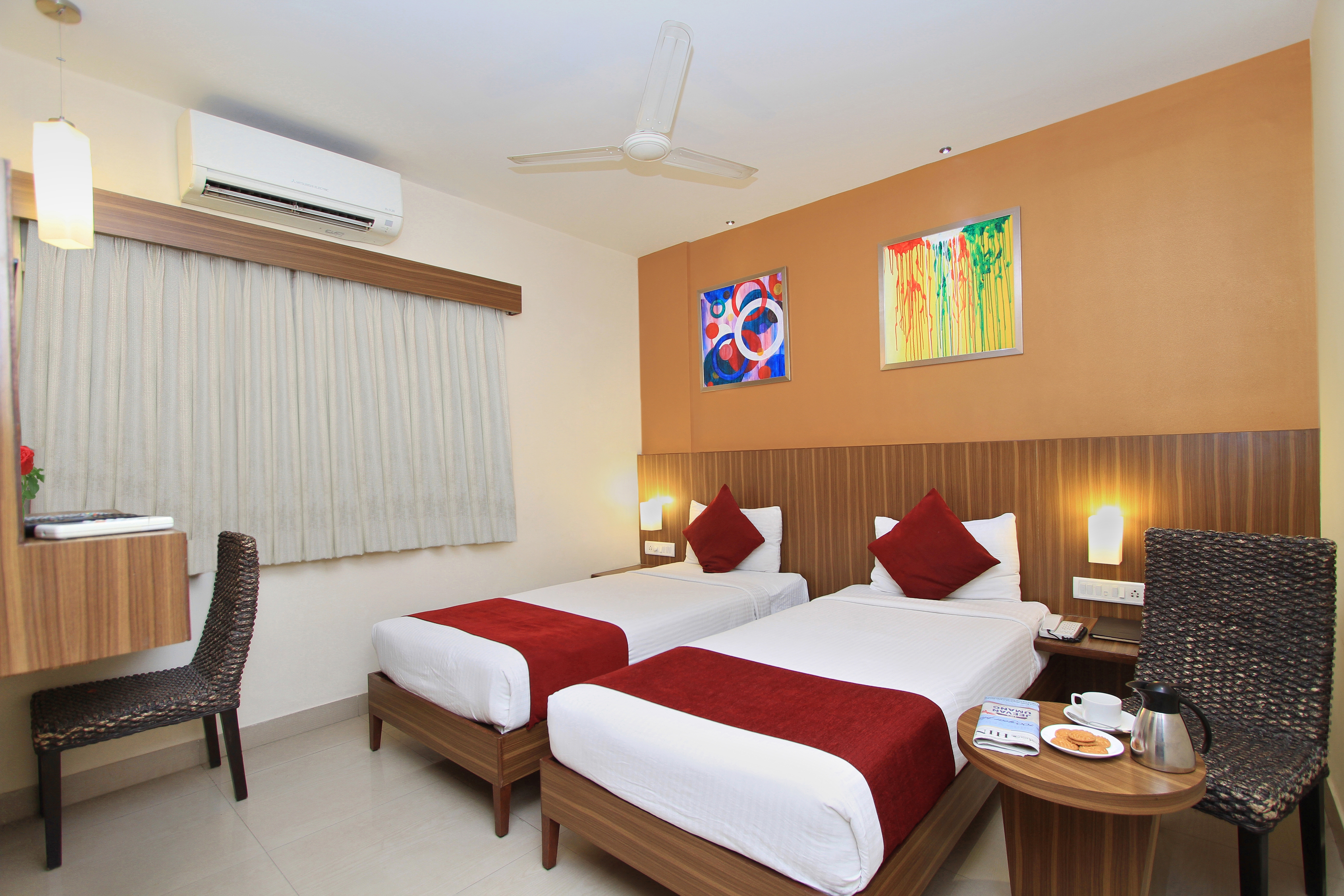 Standard Rooms at LA SARA COMFORTS, MARATHAHALLI Hotel 8